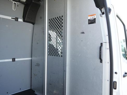 Used 2023 Mercedes-Benz Sprinter 2500 image 10