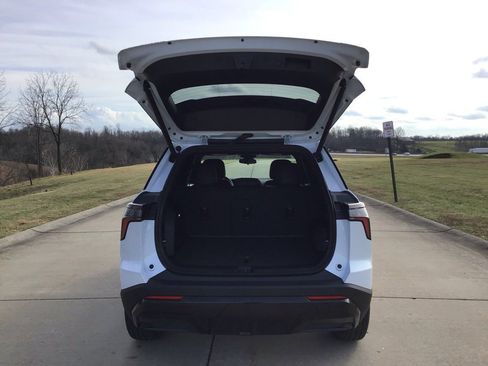 New 2026 Chevrolet Equinox RS image 5