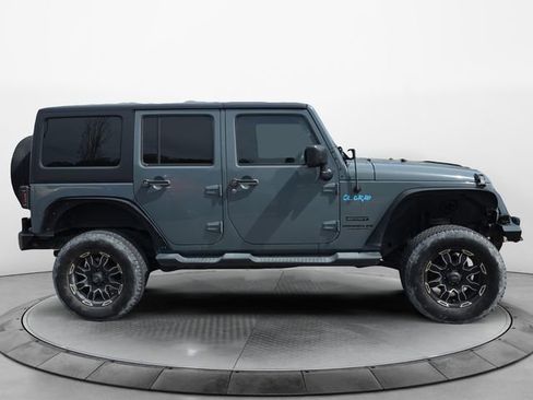 Used 2015 Jeep Wrangler Unlimited Sport w/ Quick Order Package 23S AWD/4WD image 6