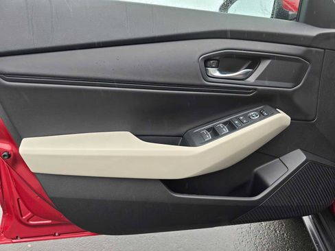 Certified 2024 Honda Accord EX image 22