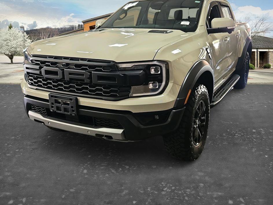 Used 2025 Ford Ranger Raptor AWD/4WD image 1