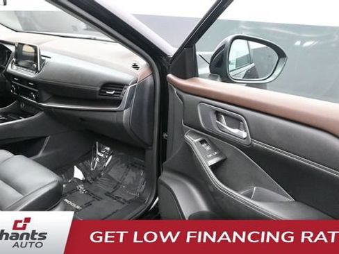 Used 2023 Nissan Rogue SV w/ SV Premium B Package AWD/4WD image 16