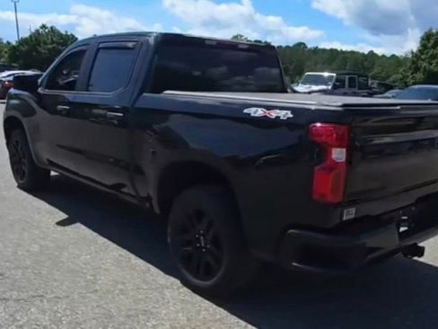 Used 2022 Chevrolet Silverado 1500 Custom w/ LPO, Dark Essentials Package AWD/4WD image 3