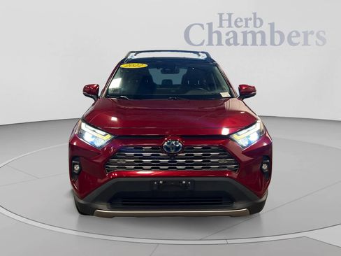 Used 2022 Toyota RAV4 Limited AWD/4WD image 2