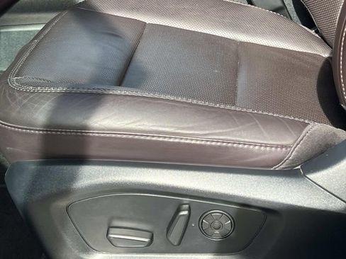 Used 2025 Ford Explorer Platinum w/ LUX Leather Package image 13