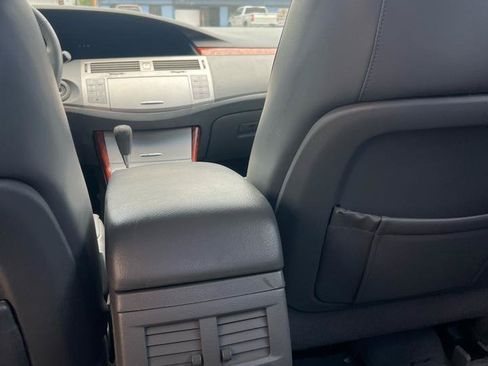 Used 2005 Toyota Avalon XL FWD image 7