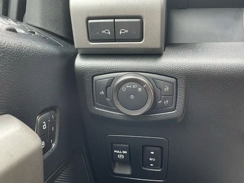 Used 2020 Ford F150 Raptor w/ Equipment Group 802A Luxury image 26