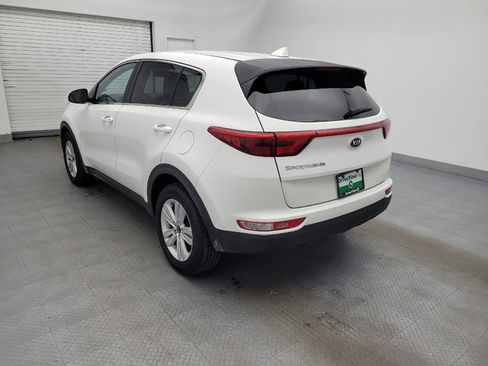 Used 2017 Kia Sportage LX image 5