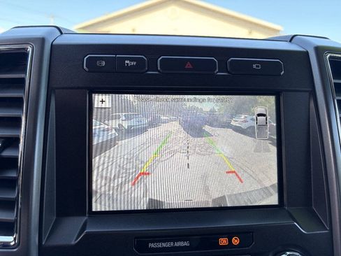 Used 2017 Ford F250 XLT AWD/4WD image 23