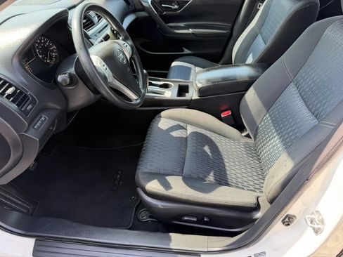 Used 2016 Nissan Altima 2.5 S w/ Power Driver Seat Package FWD image 9