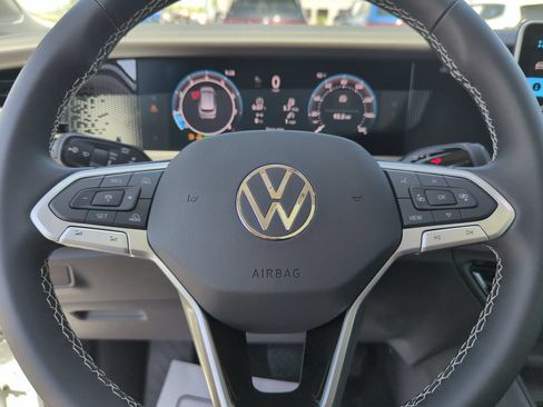 New 2026 Volkswagen Tiguan SE AWD/4WD image 46