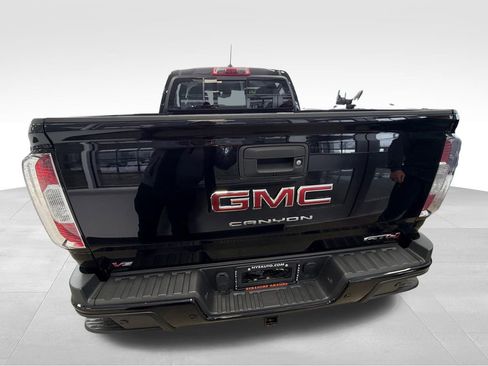Used 2022 GMC Canyon AT4 w/ Driver Alert Package image 5