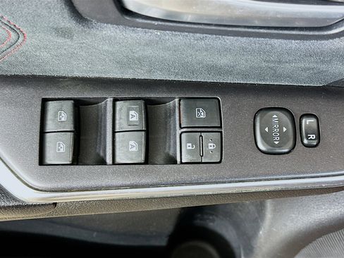 Used 2016 Toyota Camry XSE w/ Moonroof Package image 15