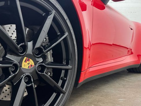 Used 2022 Porsche 911 Carrera image 33