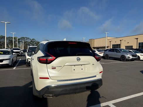 Used 2021 Nissan Murano SL image 3