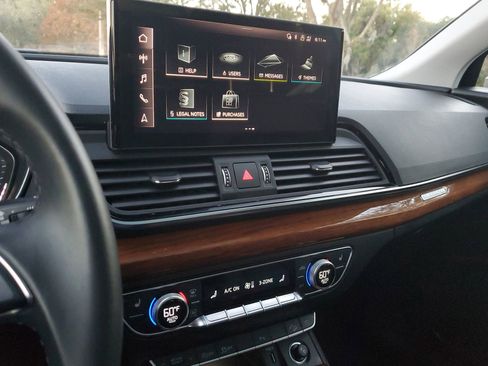 Certified 2023 Audi Q5 2.0T Premium w/ Convenience Package image 30