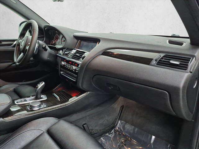 Used 2017 BMW X4 M40i AWD/4WD image 26
