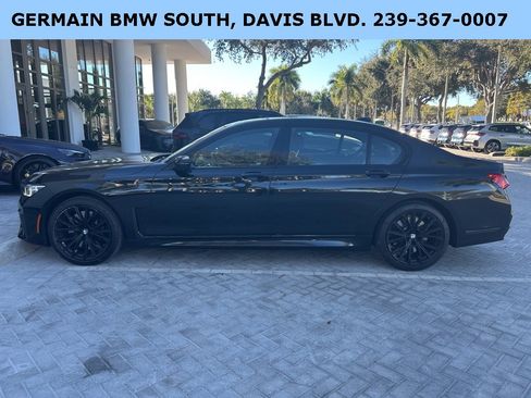 Used 2021 BMW 750i xDrive 750i xDrive w/ M Sport Package image 2