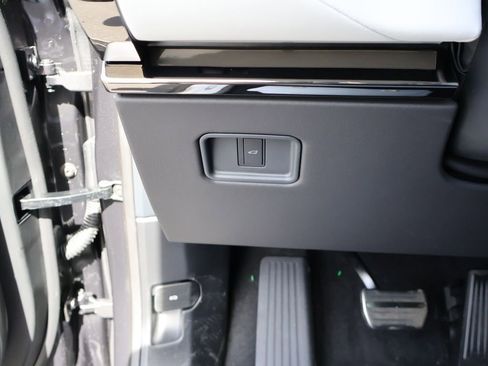 New 2026 Land Rover Range Rover Sport Dynamic SE image 35