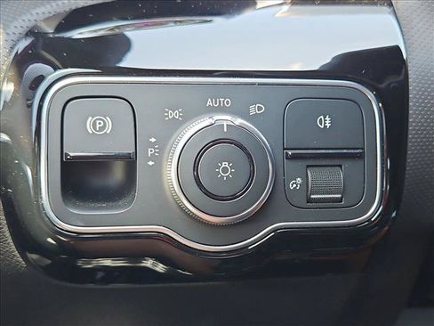 Used 2021 Mercedes-Benz A 220 image 16
