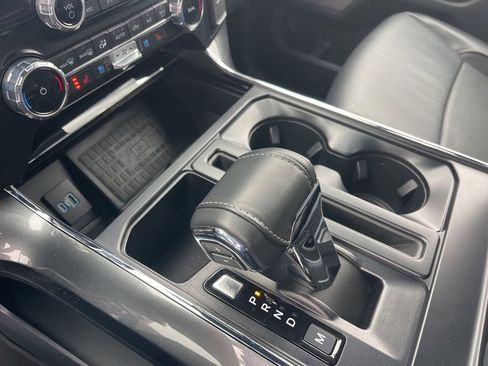 Used 2022 Ford F150 Lariat image 19