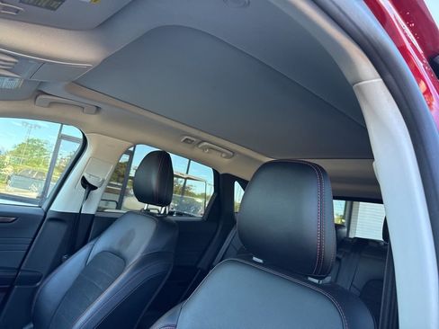 Used 2022 Ford Escape SEL w/ SEL Stealth AWD Package image 2
