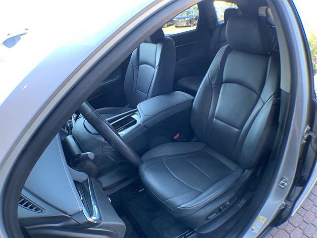 Used 2020 Buick Enclave Essence w/ Sound and Sites Package FWD image 11