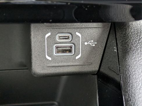 New 2026 Jeep Compass Latitude image 29