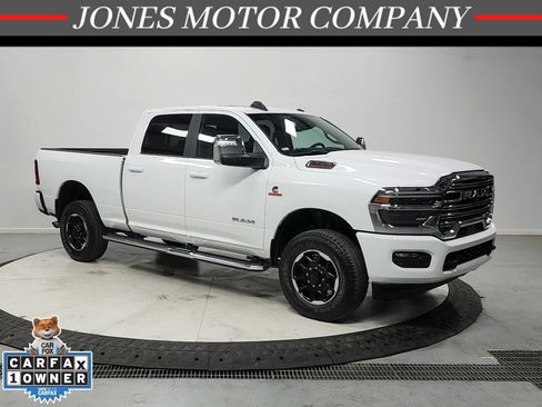 Used 2025 RAM 2500 Laramie AWD/4WD image 1