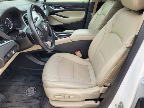 Used 2019 Buick Enclave Essence FWD image 23