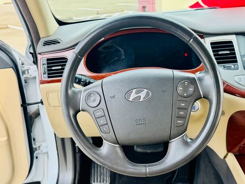 Used 2014 Hyundai Genesis 3.8 RWD image 27