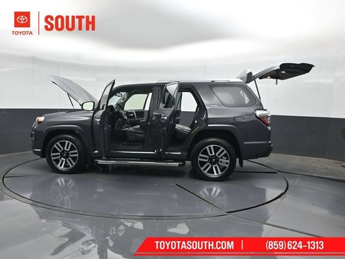 Used 2024 Toyota 4Runner Limited AWD/4WD image 56