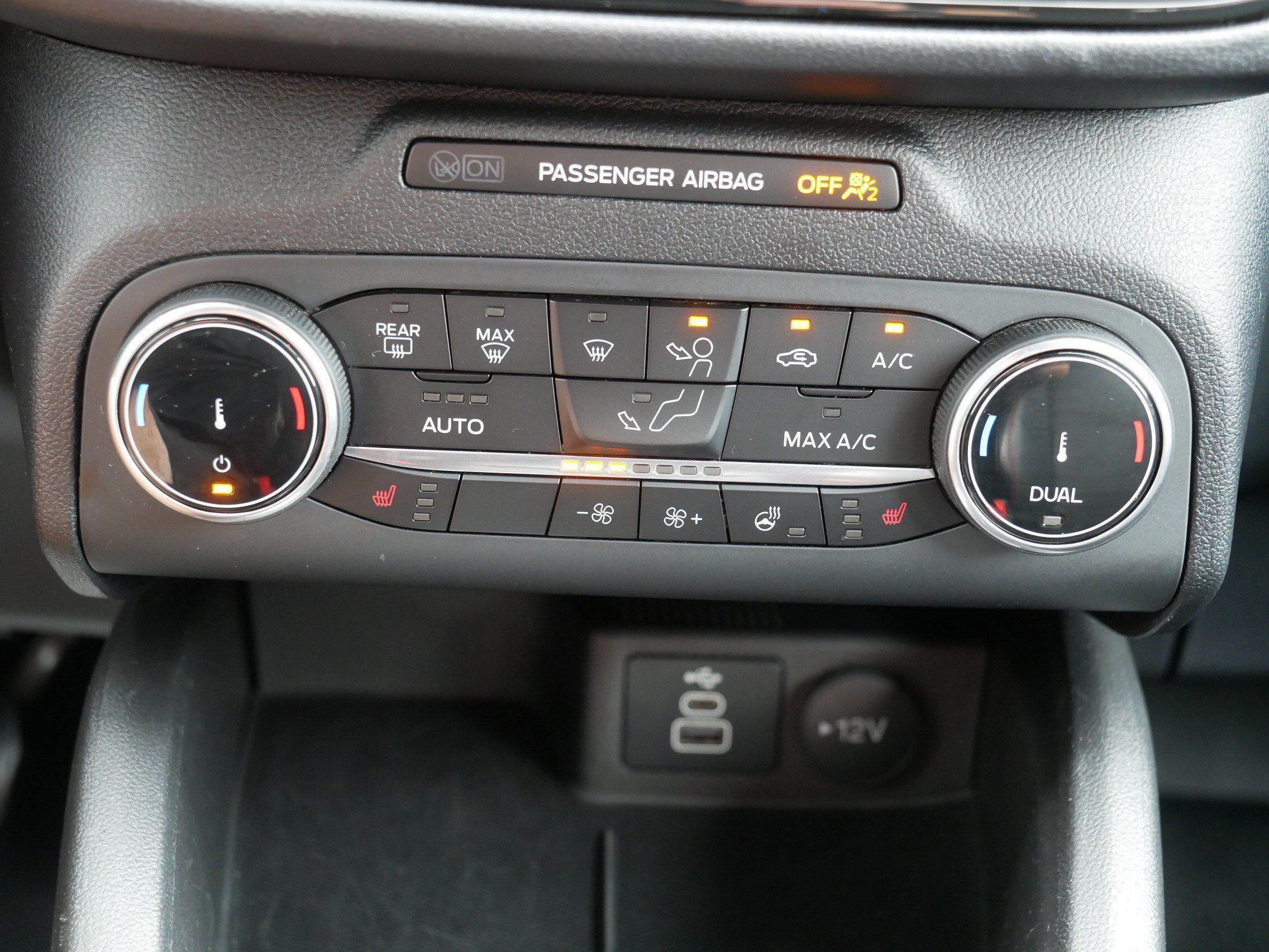 Used 2025 Ford Escape ST-Line Select AWD/4WD image 23