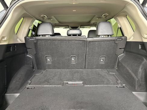 Used 2023 Nissan Rogue Platinum FWD image 27