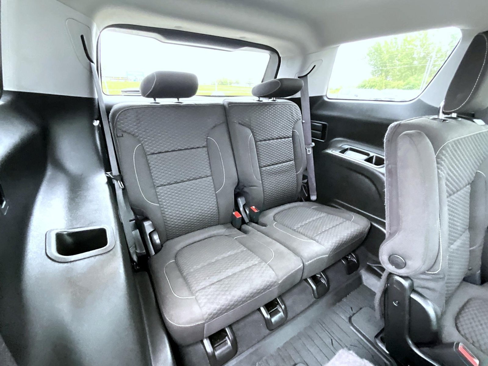 Used 2017 GMC Acadia SLE FWD image 26