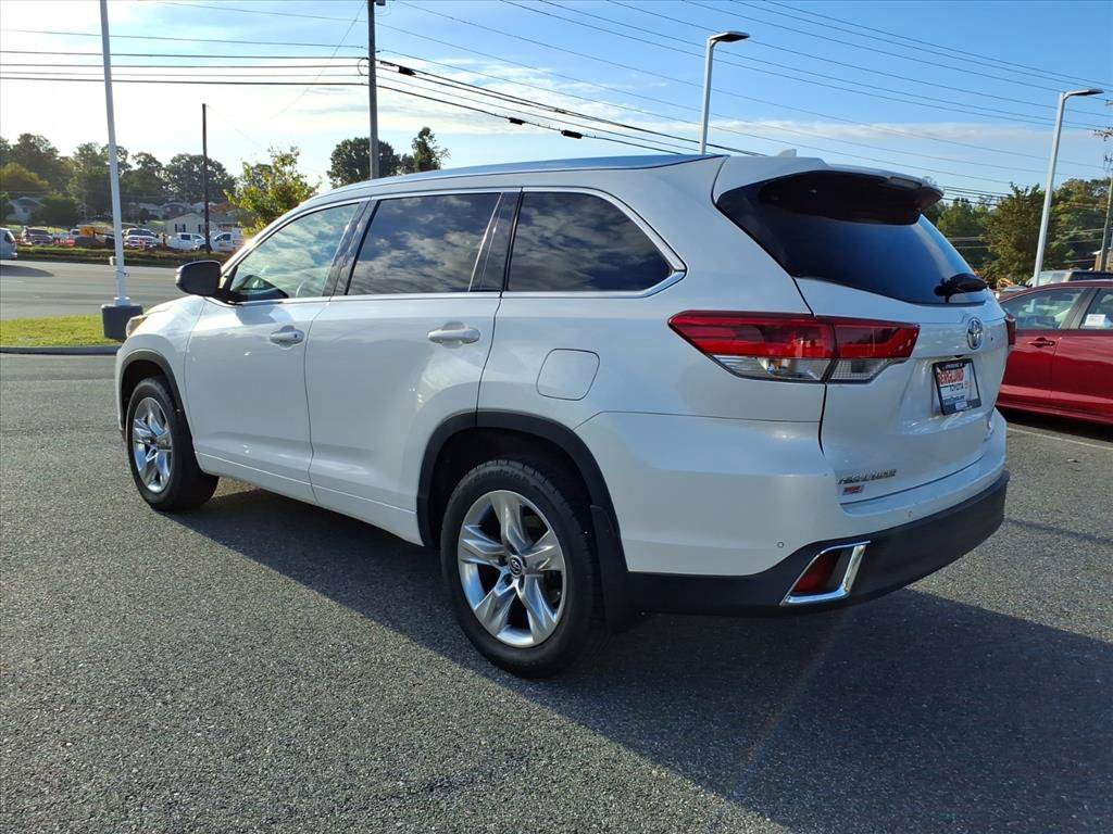 Used 2019 Toyota Highlander Limited AWD/4WD image 12