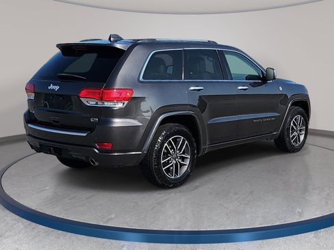 Used 2019 Jeep Grand Cherokee Overland AWD/4WD image 5