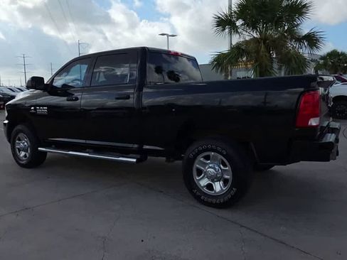 Used 2017 RAM 2500 Tradesman w/ Chrome Appearance Group AWD/4WD image 6