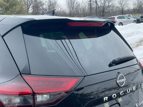 Certified 2023 Nissan Rogue SV AWD/4WD image 29