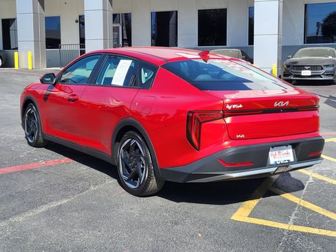 Used 2025 Kia K4 EX image 6