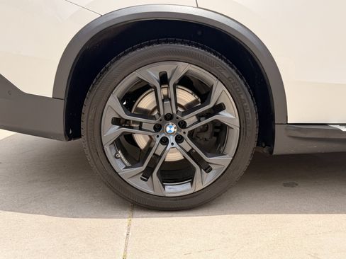 Used 2019 BMW X5 xDrive50i w/ Luxury Seating Package AWD/4WD image 33