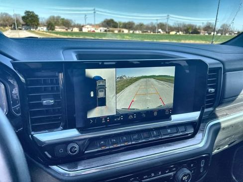 Used 2024 Chevrolet Silverado 1500 LTZ w/ Technology Package image 14