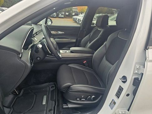 Certified 2025 Genesis GV70 3.5T Sport AWD/4WD image 21