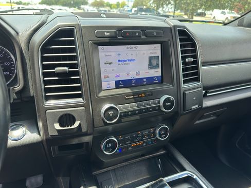Used 2021 Ford Expedition Max Limited RWD image 30