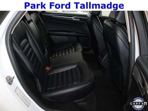 Used 2020 Ford Fusion SEL image 26