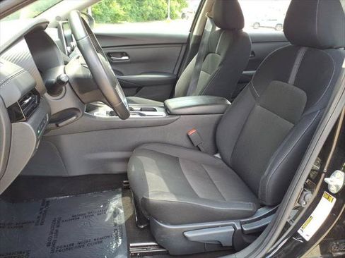 Used 2024 Nissan Sentra SV w/ All-Weather Package FWD image 10