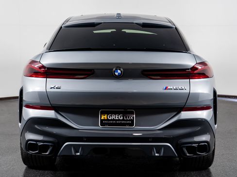 Used 2024 BMW X6 M60i image 11