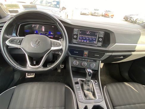 Certified 2023 Volkswagen Jetta Sport image 12