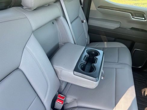 Used 2024 GMC Sierra 1500 SLT w/ SLT Premium Plus Package AWD/4WD image 11