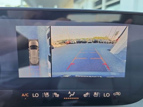 New 2026 Buick Enclave Avenir w/ Super Cruise Package FWD image 22